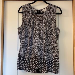 Liz Claiborne sleeveless top.